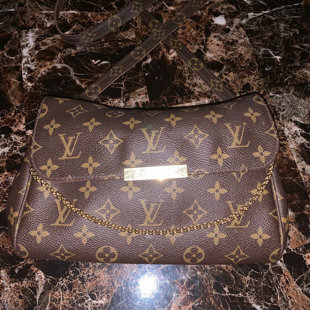 LOUIS VUITTON MM BAG ! PERFECT CONDITION ! NEW